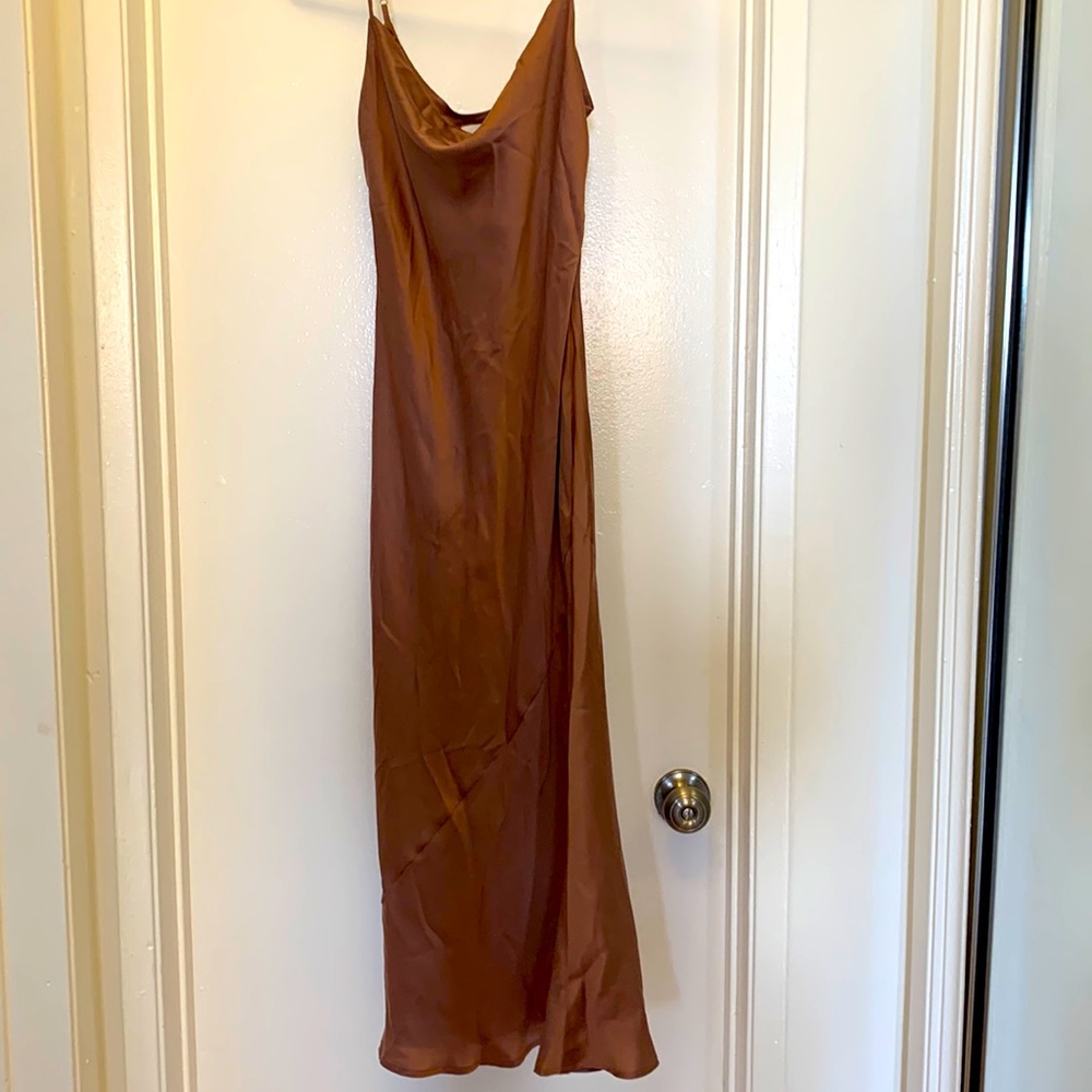 Park & Fifth ward off Dress. Size Small. Mauve silk dress